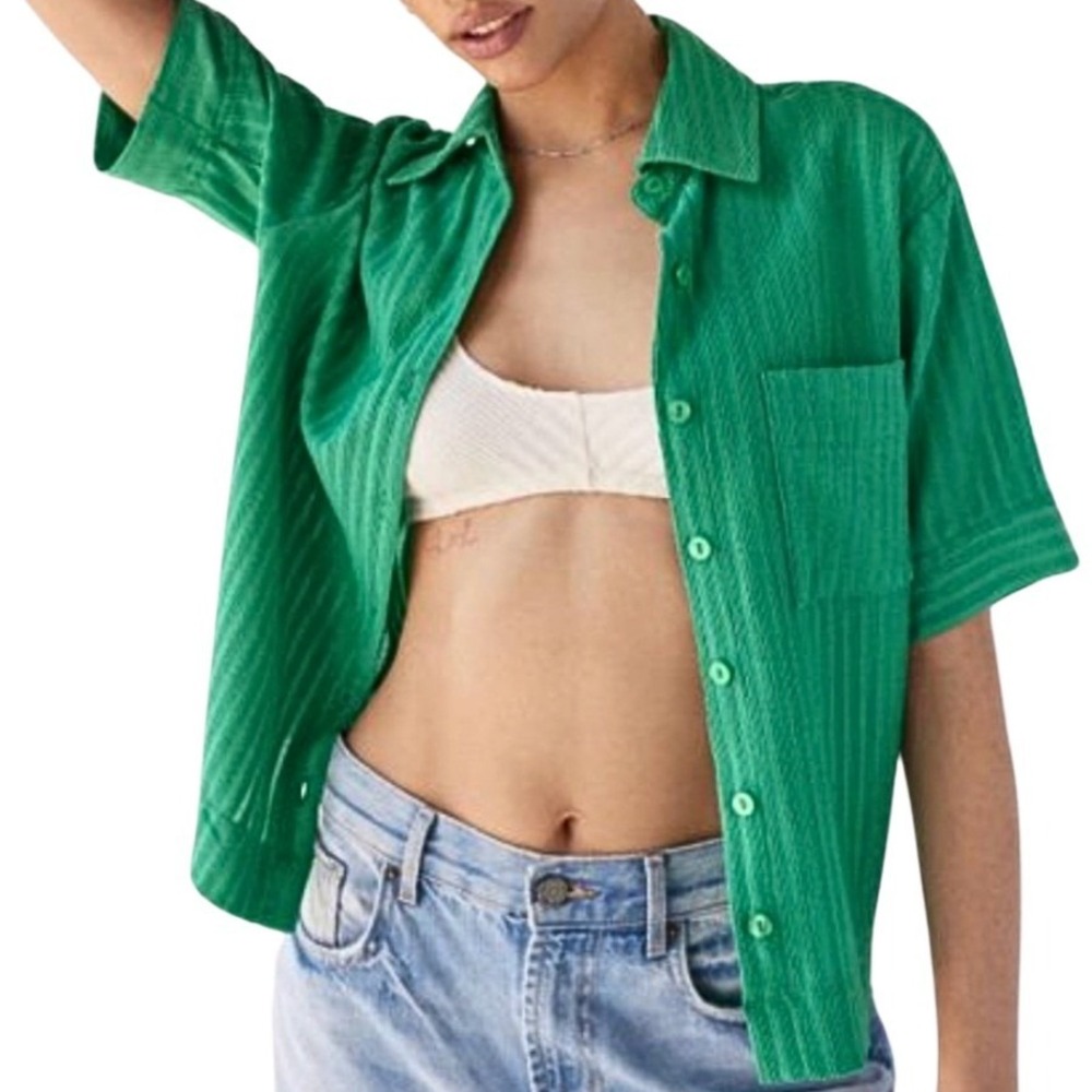 Urban Outfitters Green Textured Short Sleeve Classic Button Down Shirt Size S‎